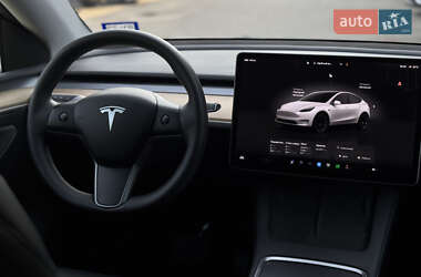 Внедорожник / Кроссовер Tesla Model Y 2022 в 