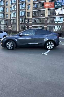 Внедорожник / Кроссовер Tesla Model Y 2023 в 