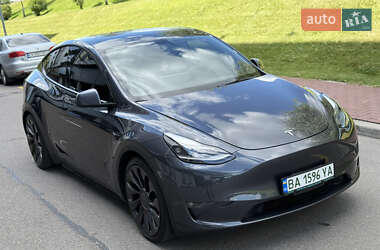 Внедорожник / Кроссовер Tesla Model Y 2021 в 