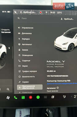 Позашляховик / Кросовер Tesla Model Y 2022 в 