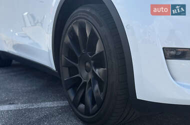 Внедорожник / Кроссовер Tesla Model Y 2022 в 