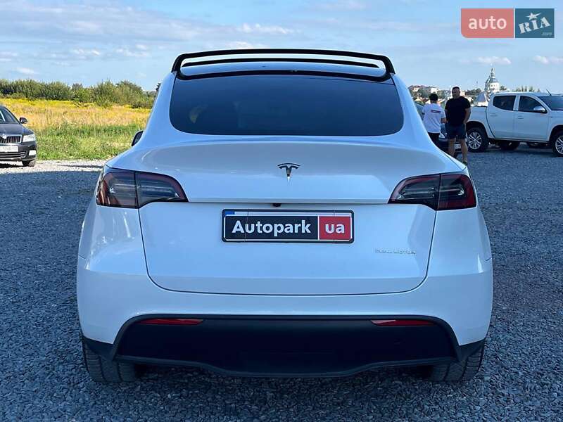 Внедорожник / Кроссовер Tesla Model Y 2024 в Львове