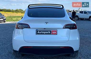 Внедорожник / Кроссовер Tesla Model Y 2024 в 