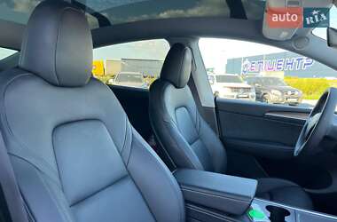Внедорожник / Кроссовер Tesla Model Y 2024 в 