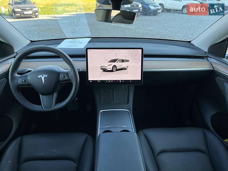 Внедорожник / Кроссовер Tesla Model Y 2024 в Львове