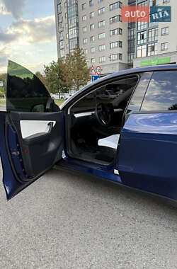 Внедорожник / Кроссовер Tesla Model Y 2022 в 