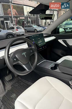 Внедорожник / Кроссовер Tesla Model Y 2022 в 