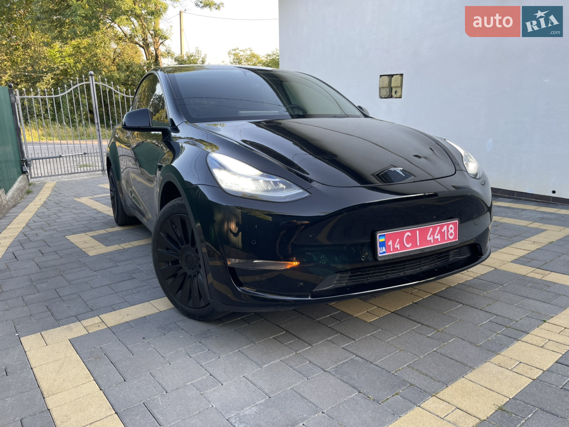 2022 Tesla Model Y - мініатюра 18