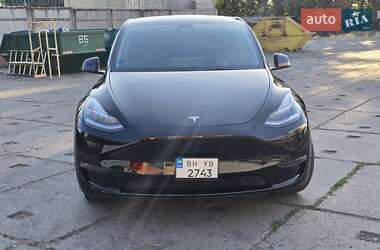 Внедорожник / Кроссовер Tesla Model Y 2023 в 