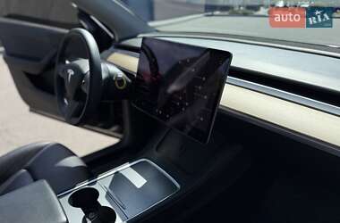 Внедорожник / Кроссовер Tesla Model Y 2021 в 