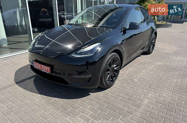 Внедорожник / Кроссовер Tesla Model Y 2023 в 