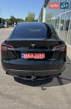 Внедорожник / Кроссовер Tesla Model Y 2023 в 