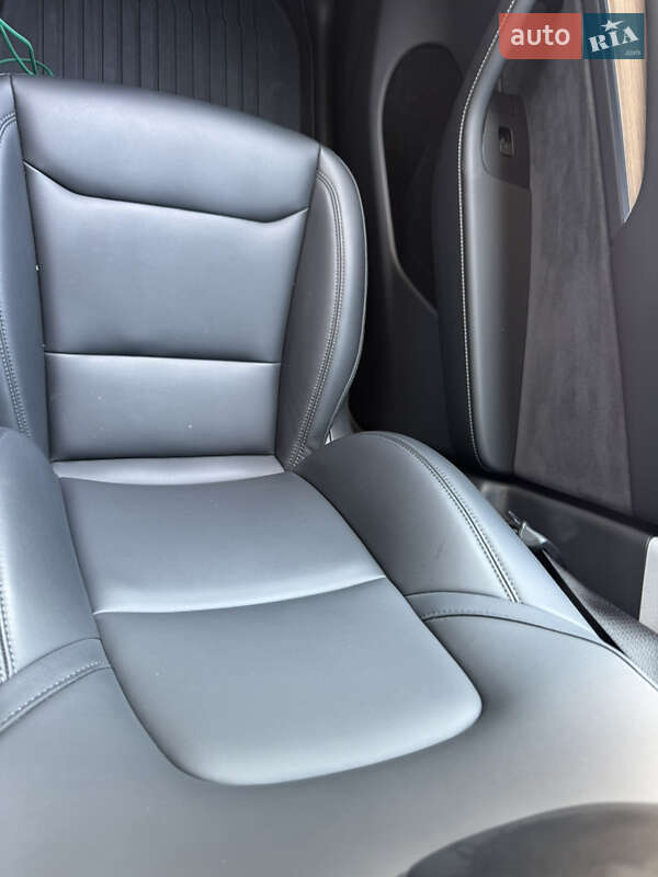 Внедорожник / Кроссовер Tesla Model Y 2023 в Ровно фото 53 Внедорожник / Кроссовер Tesla Model Y 2023 в Ровно