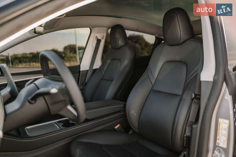 Позашляховик / Кросовер Tesla Model Y 2024 в Рівному фото 70 Позашляховик / Кросовер Tesla Model Y 2024 в Рівному