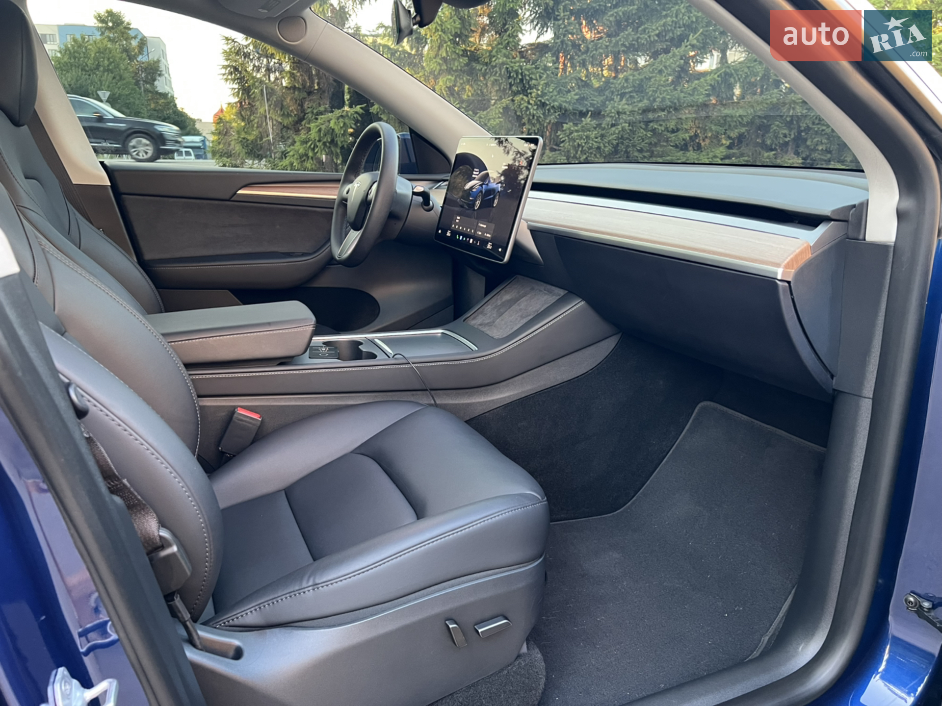2024 Tesla Model Y - мініатюра 35