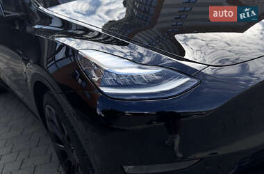 Внедорожник / Кроссовер Tesla Model Y 2020 в 