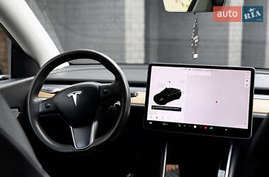 Внедорожник / Кроссовер Tesla Model Y 2020 в 