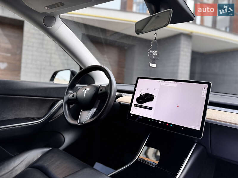 Внедорожник / Кроссовер Tesla Model Y 2020 в Ивано-Франковске