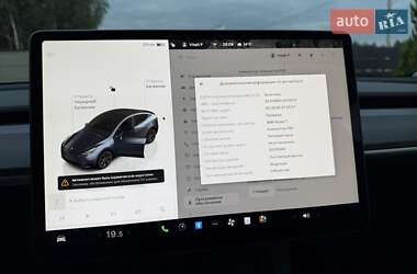Внедорожник / Кроссовер Tesla Model Y 2024 в 