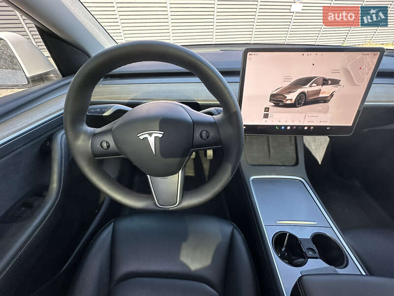 Позашляховик / Кросовер Tesla Model Y 2023 в Києві