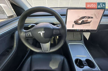 Позашляховик / Кросовер Tesla Model Y 2023 в 