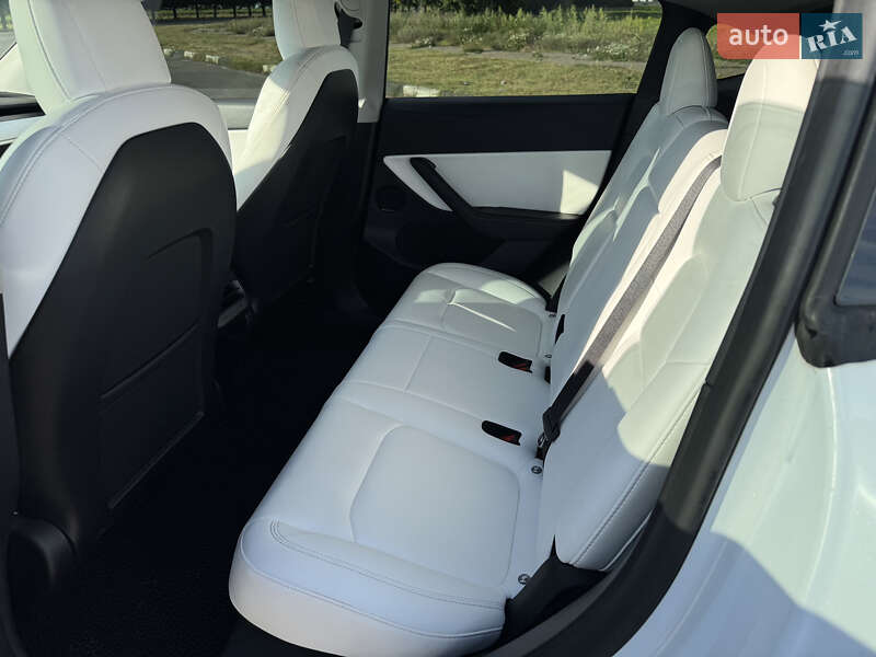 Позашляховик / Кросовер Tesla Model Y 2022 в Сумах фото 48 Позашляховик / Кросовер Tesla Model Y 2022 в Сумах