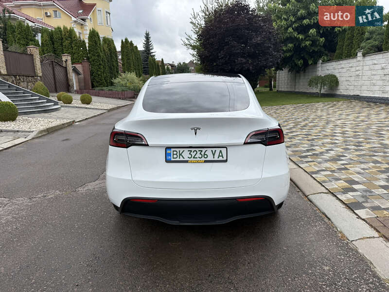 Внедорожник / Кроссовер Tesla Model Y 2023 в Ровно фото 8 Внедорожник / Кроссовер Tesla Model Y 2023 в Ровно