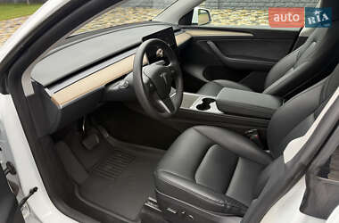 Внедорожник / Кроссовер Tesla Model Y 2023 в 