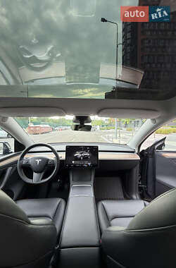 Внедорожник / Кроссовер Tesla Model Y 2023 в 
