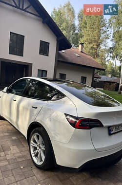 Внедорожник / Кроссовер Tesla Model Y 2021 в 