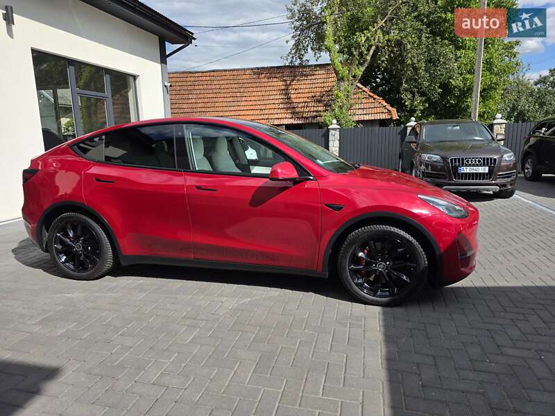 Внедорожник / Кроссовер Tesla Model Y 2020 в Коломые