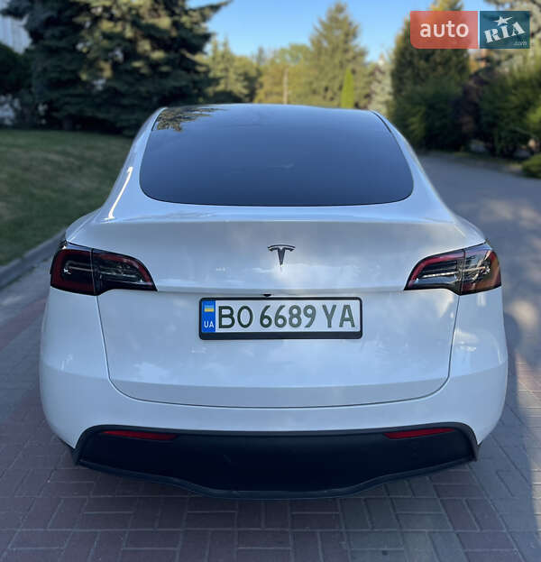 Позашляховик / Кросовер Tesla Model Y 2023 в Тернополі