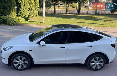 Внедорожник / Кроссовер Tesla Model Y 2023 в Тернополе