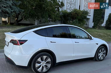 Внедорожник / Кроссовер Tesla Model Y 2023 в 