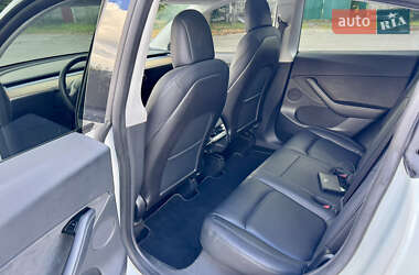 Внедорожник / Кроссовер Tesla Model Y 2020 в 