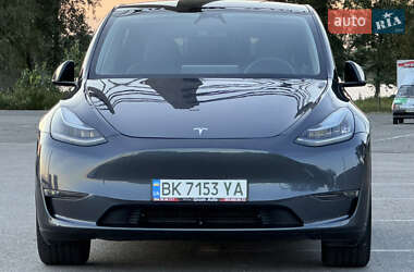 Позашляховик / Кросовер Tesla Model Y 2023 в 