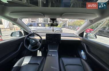 Внедорожник / Кроссовер Tesla Model Y 2021 в 