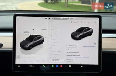 Внедорожник / Кроссовер Tesla Model Y 2025 в 