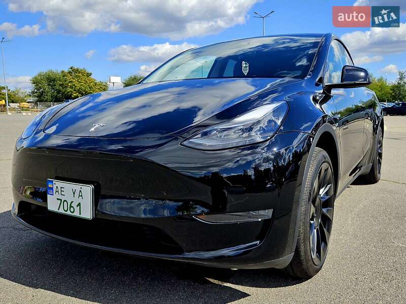 Внедорожник / Кроссовер Tesla Model Y 2023 в 