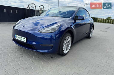 Внедорожник / Кроссовер Tesla Model Y 2021 в 