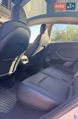 Внедорожник / Кроссовер Tesla Model Y 2023 в 