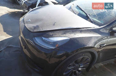 Внедорожник / Кроссовер Tesla Model Y 2021 в 