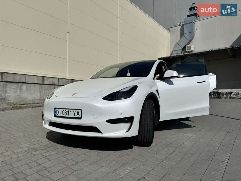 Позашляховик / Кросовер Tesla Model Y 2021 в Львові