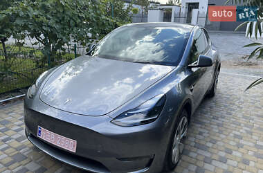Внедорожник / Кроссовер Tesla Model Y 2024 в 