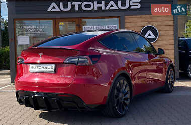 Позашляховик / Кросовер Tesla Model Y 2023 в 