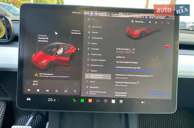 Позашляховик / Кросовер Tesla Model Y 2023 в 