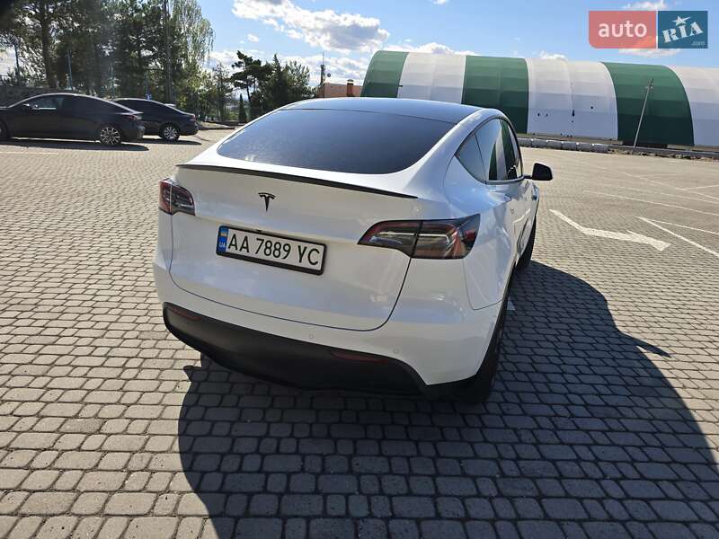 Внедорожник / Кроссовер Tesla Model Y 2021 в Ужгороде