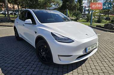 Внедорожник / Кроссовер Tesla Model Y 2021 в 