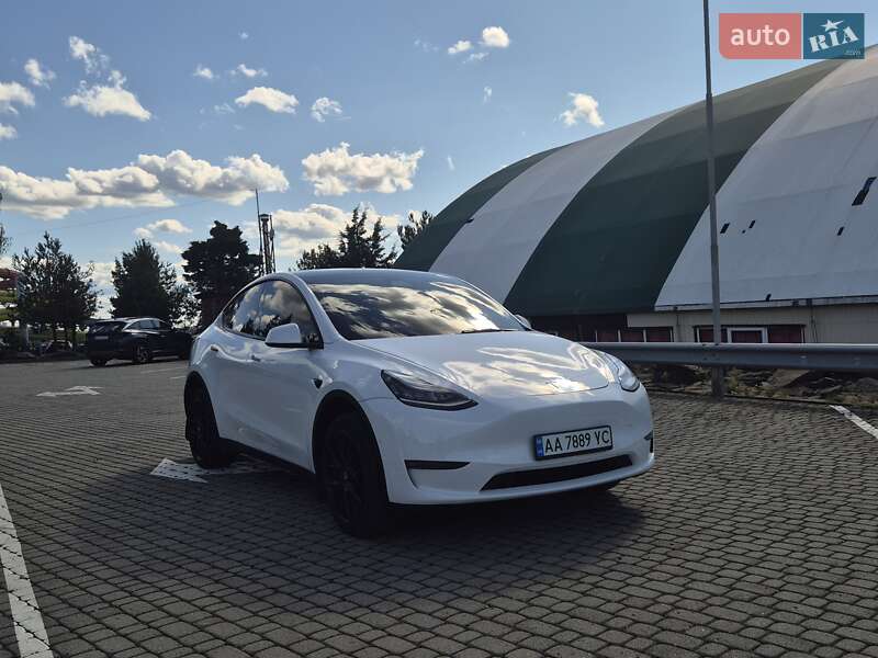 Внедорожник / Кроссовер Tesla Model Y 2021 в Ужгороде