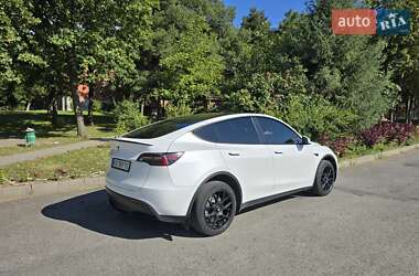 Внедорожник / Кроссовер Tesla Model Y 2021 в 